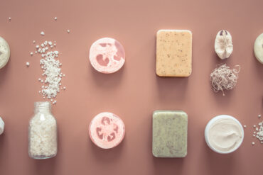 Cosméticos Tradicionais e o Impacto ambiental dos Ingredientes Sintéticos